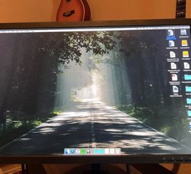Lenovo monitor
