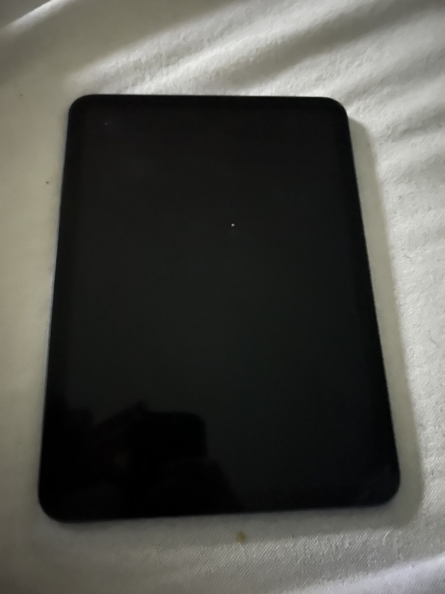 10th Gen Newest Ipad Posted For Cheap Nothing Wrong