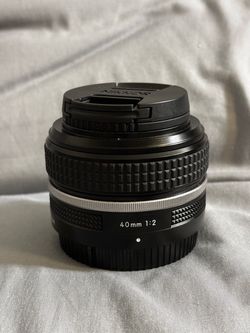 Nikon Z 40mm f/2 SE Nikkor lens