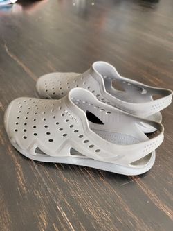 Youth CROC sandals