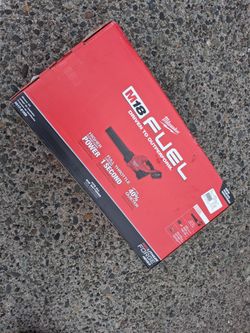 Milwaukee M18 Fuel 3017 Leaf Blower.Unused in box 8.0bat charger. Pick up fremont sea. No low ball offers please. No trades. Many other tools for sale