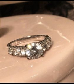 925 Sterling Silver Cubic Zirconia Ring