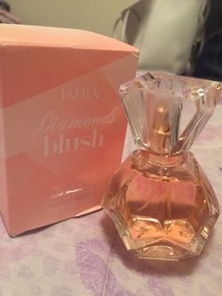 Diamonds blush Jafra