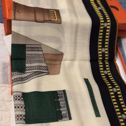 HERMES LETTRES EQUESTRES SHAWL 140 scarf with box