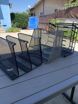3 - Porta Papeles Para Escritorio Por $10