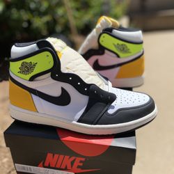 Jordan 1 Volt Gold 