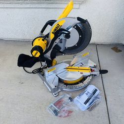 DEWALT 15 Amp Corded 12 in. Compound Double Bevel Miter Saw Model # DWS716