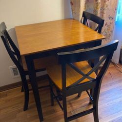 Dining Table With 3 Chairs, 30”30”, Height 3 Feet