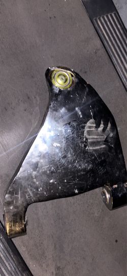 Lower control arm