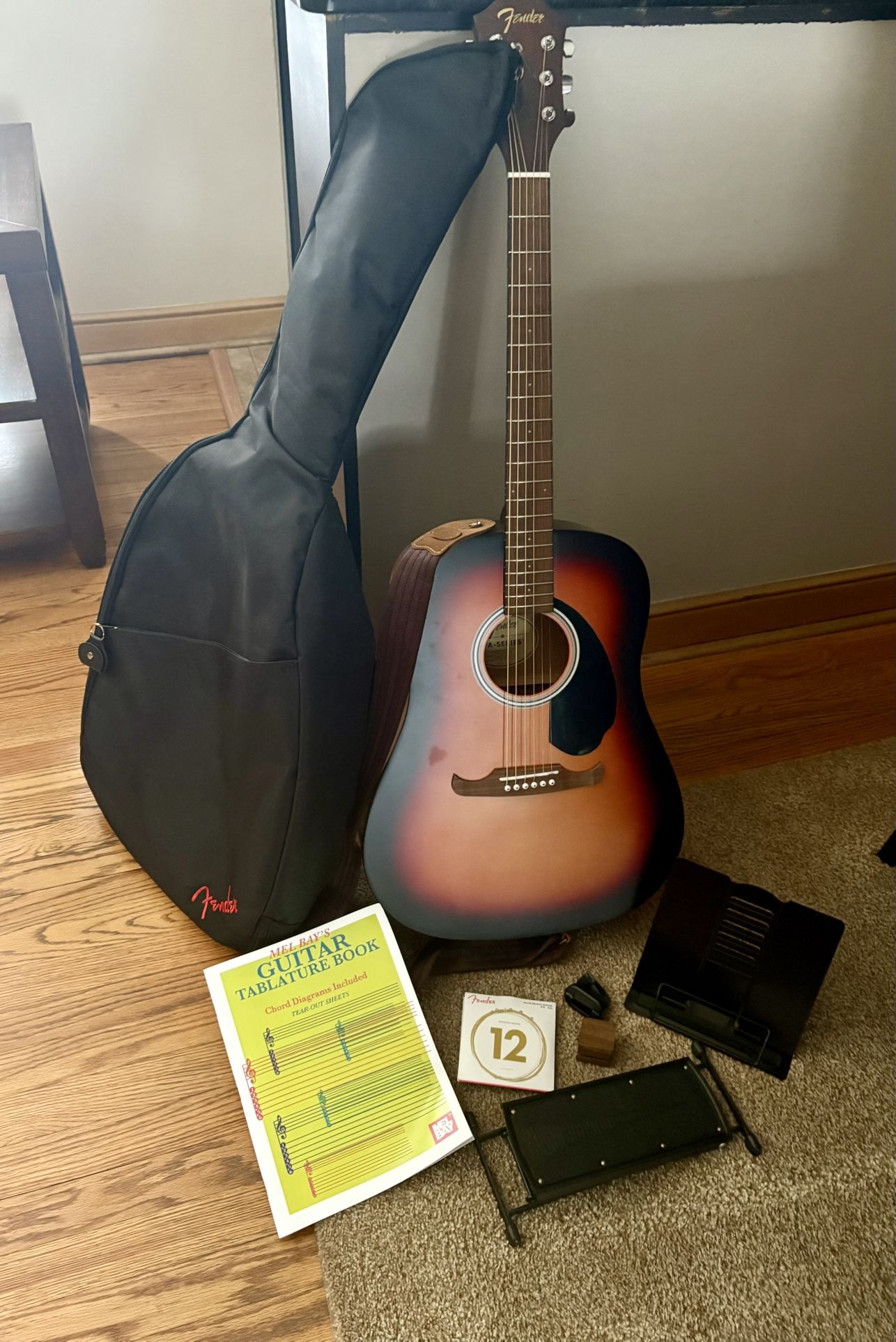 Fender acoustic guitar w/lots extras 
