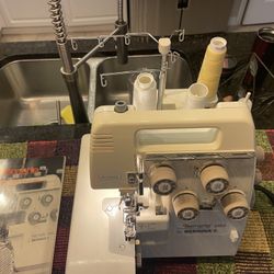 Bernette 335 S  Serger Sewing Machine