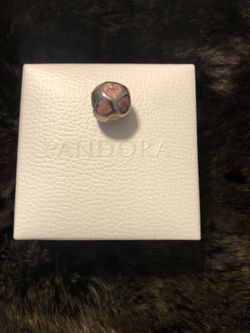 Charm pandora