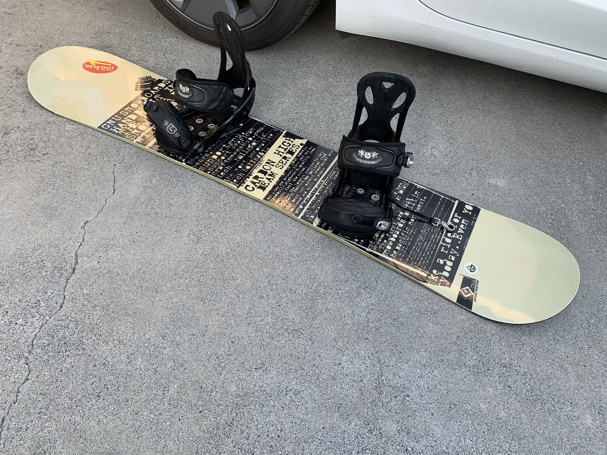 GNU Snowboard 157 cm Carbon High Beam Magna Traction w/Burton Custom large bindings