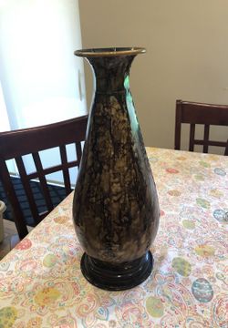 Decorative vase