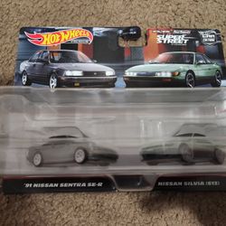 Hot Wheels Nissan Sentra SE-R Silvia S13 2 Pack