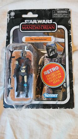 Star Wars Madalorian Figure - Retro Collection