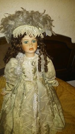 Beautiful vintage 4ft doll