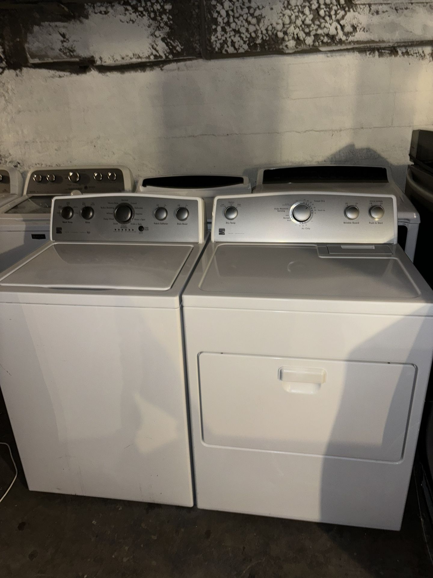 Kenmore Washer And Dryer Set On Good Working Condition 