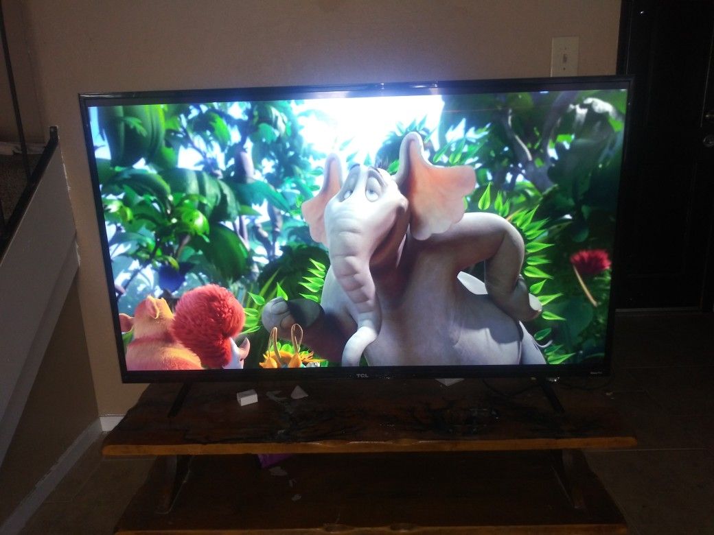 55 inch TCL Roku Smart TV perfect condition