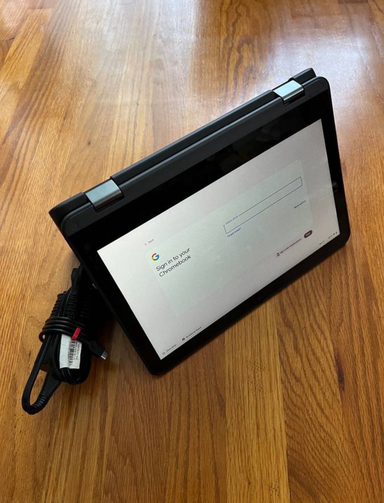 11.6 inches Lenovo 300e Yoga Chromebook Gen 3 Touchscreen 2-in-1 Convertible Laptop with ChromeOS AMD 3015Ce SSD 32Gb RAM 4Gb Laptop - Product 2022 