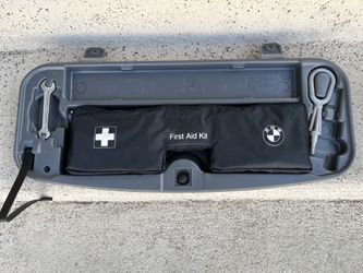 04-10 E60 E65 BMW 5 Series 7 series First Aid Kit  Emergency Trunk Tool Set OEM