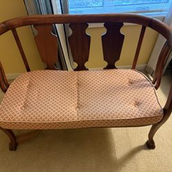 Antique Sette