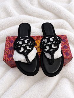 New Tory Burch Sandals Size 8
