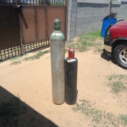 Oxygen And Acetylene Tanks $400 OBO