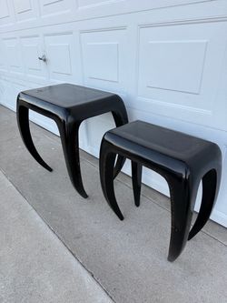 Home Meridian Black & Gold Nesting Tables Set of 2 | Curved Legs