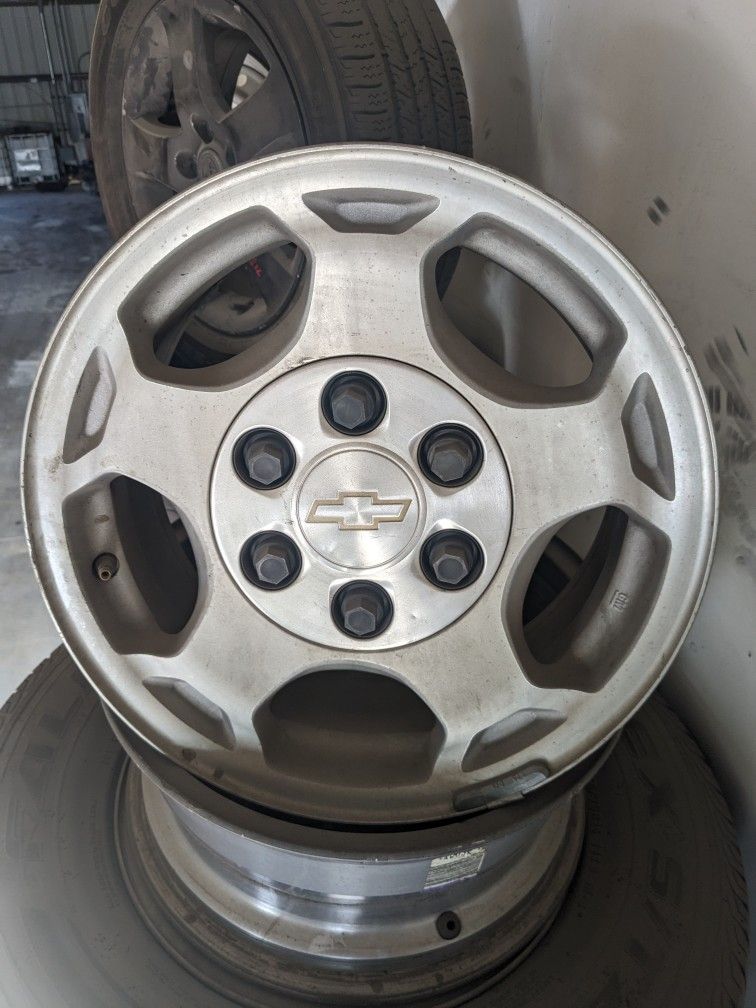 Set Of Wheels 16 Inch Chevy Silverado 1500 6 Lugs
