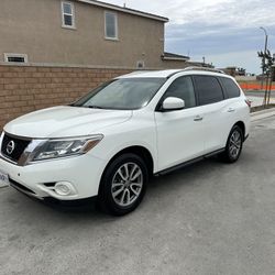 2016 Nissan Pathfinder