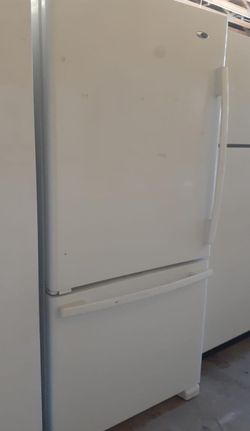 Amana Bottom Freezer  White Refrigerator Fridge
