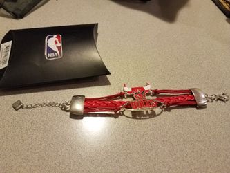 Bulls bracelet