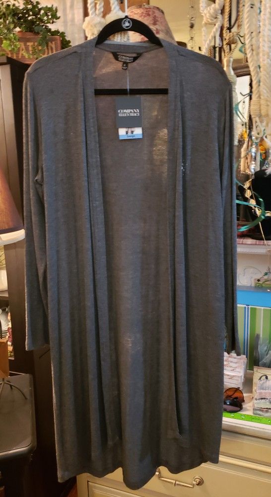 Ladies Large. New Company Ellen Tracy Long Cardigan