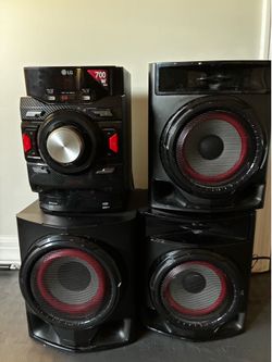 LG XBOOM 700W Mini Hi-Fi Shelf System
