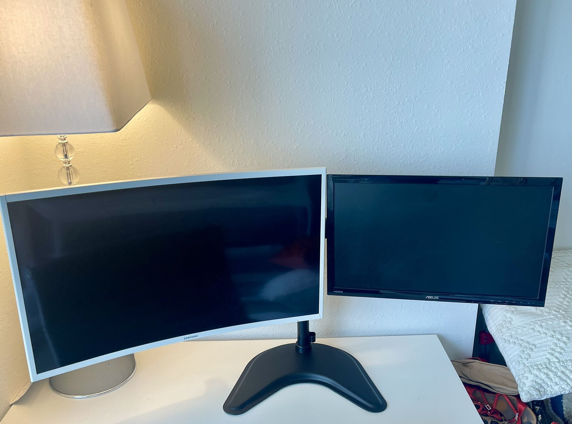 32” Samsung Curved Computer monitor + Asus 27” Monitor With Dual Monitor Stand