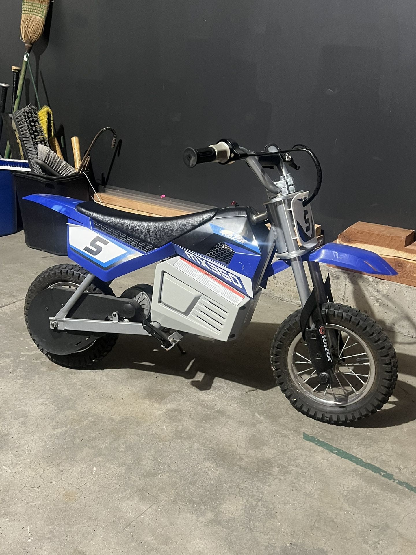 Razor MX350