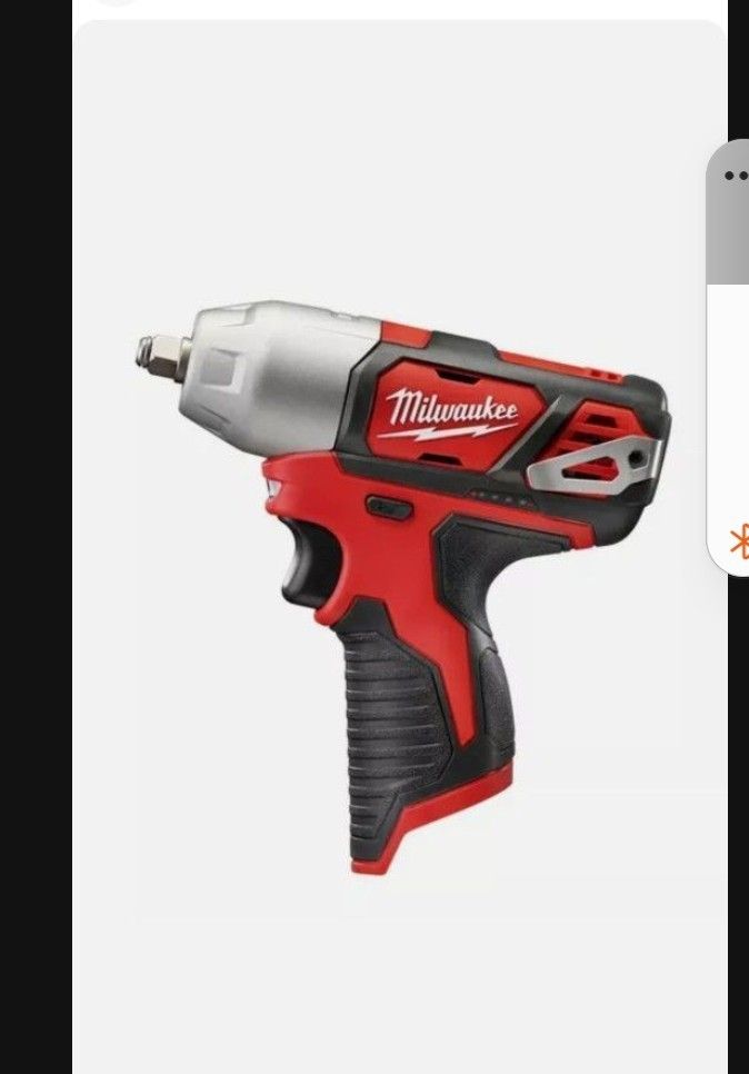 MILWAUKEE 3/8 INCH IMPACT WRENCH 12V M12 WITH 1 BATTERY. FIRM