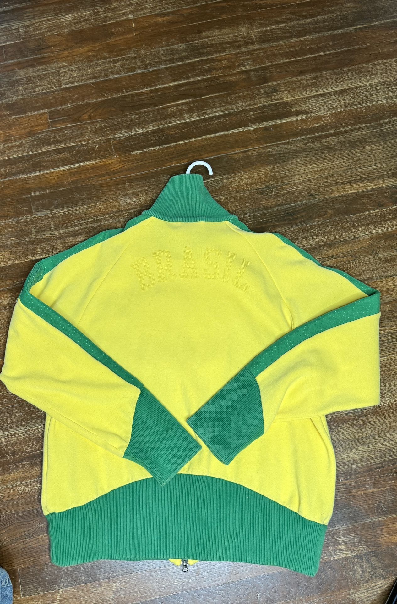 Puma Men's Vintage Brazil 10 Pele Soccer Jacket for Sale in Puma Men's Vintage Brazil 10 Pele Soccer Jacket for Sale in