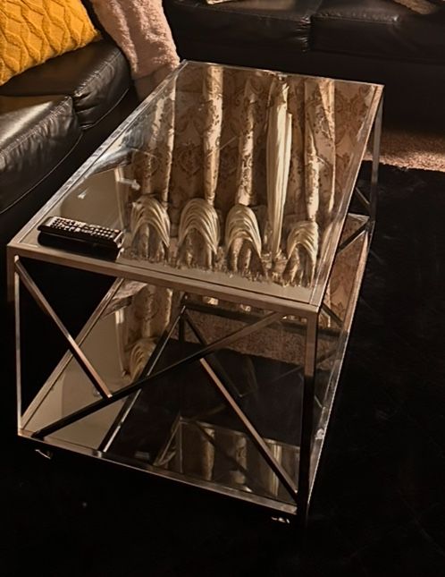 Coffe Table And End Tables