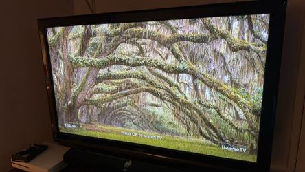 Panasonic 50” flatscreen tv