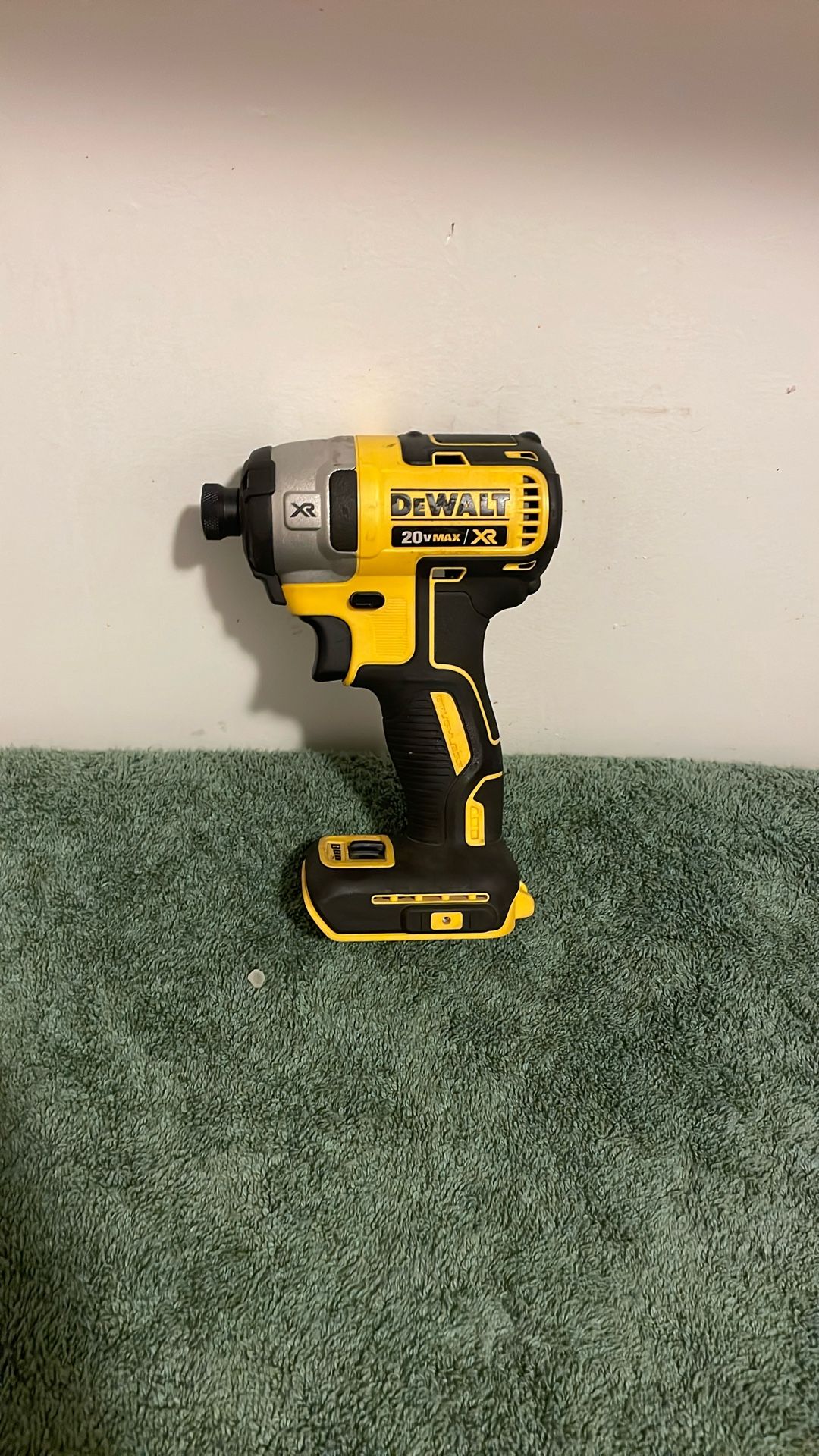 DEWALT 20V MAX XR Cordless Brushless 3-Speed 1/4 in. Impact Driver (Tool Only)
