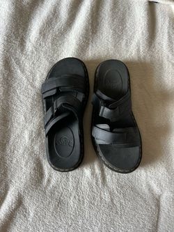Doc martens sandals