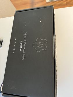 Tesla Model 3 Aero Wheel Cap