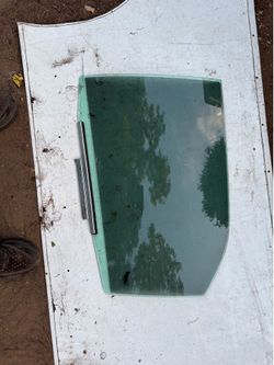 2007-2011 Toyota Camry Door Glass