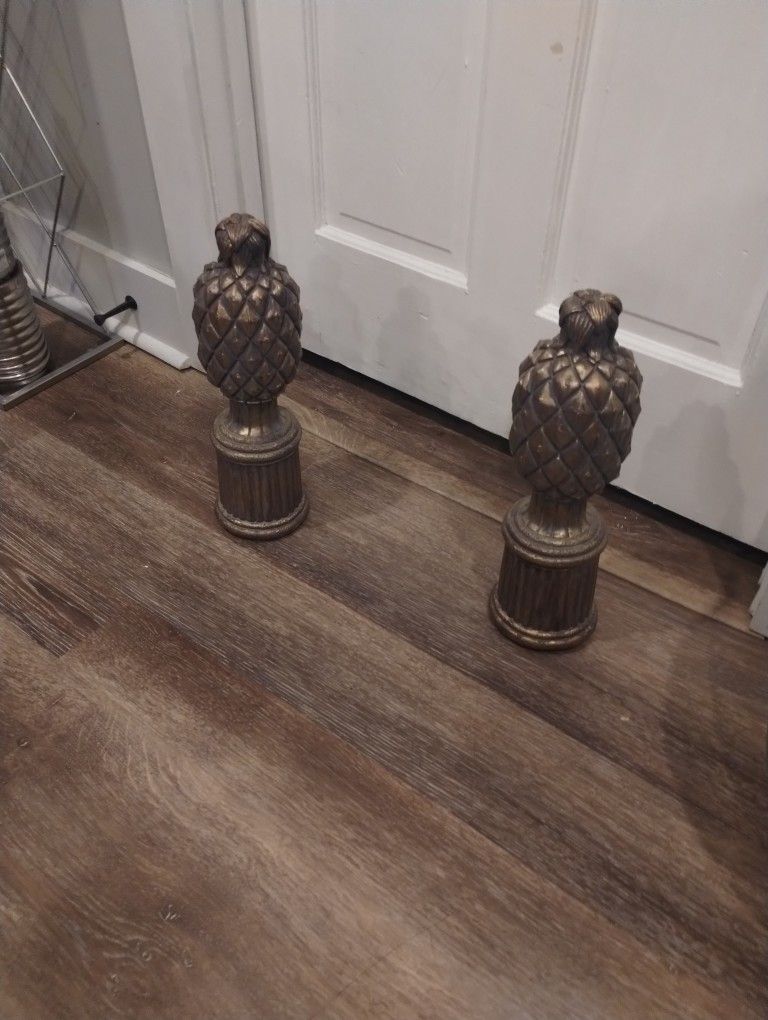 Two Piece Decor