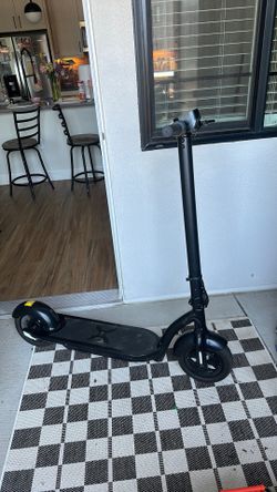 Electric scooter