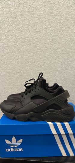 Black Hurache Size 7 for Men