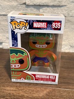 Funko Pop! Marvel #935 Gingerbread Hulk Vinyl Bobble- Head Holiday  Collectible