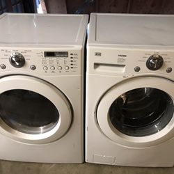 LG Washer And Gas Dryer Set